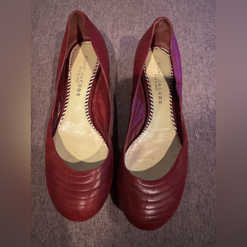 Marc Jacobs red flats. Excellent condition. Made in Italy
